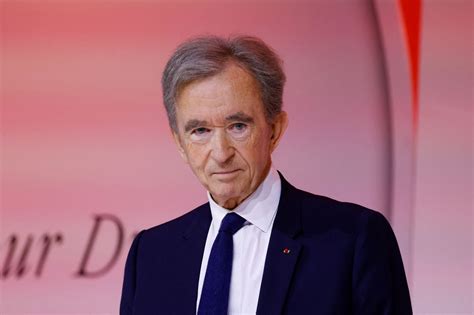 bernard arnault cant buy gucci|gucci and goliath.